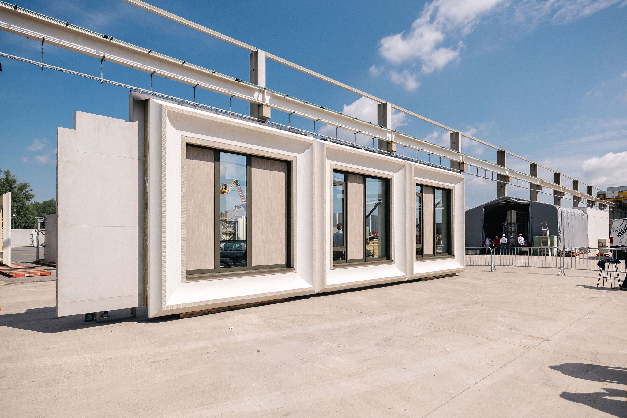 Façade frames of Hospital Jan Portaels in Brussels, Belgium, were produced using D-Carb® by C-concrete