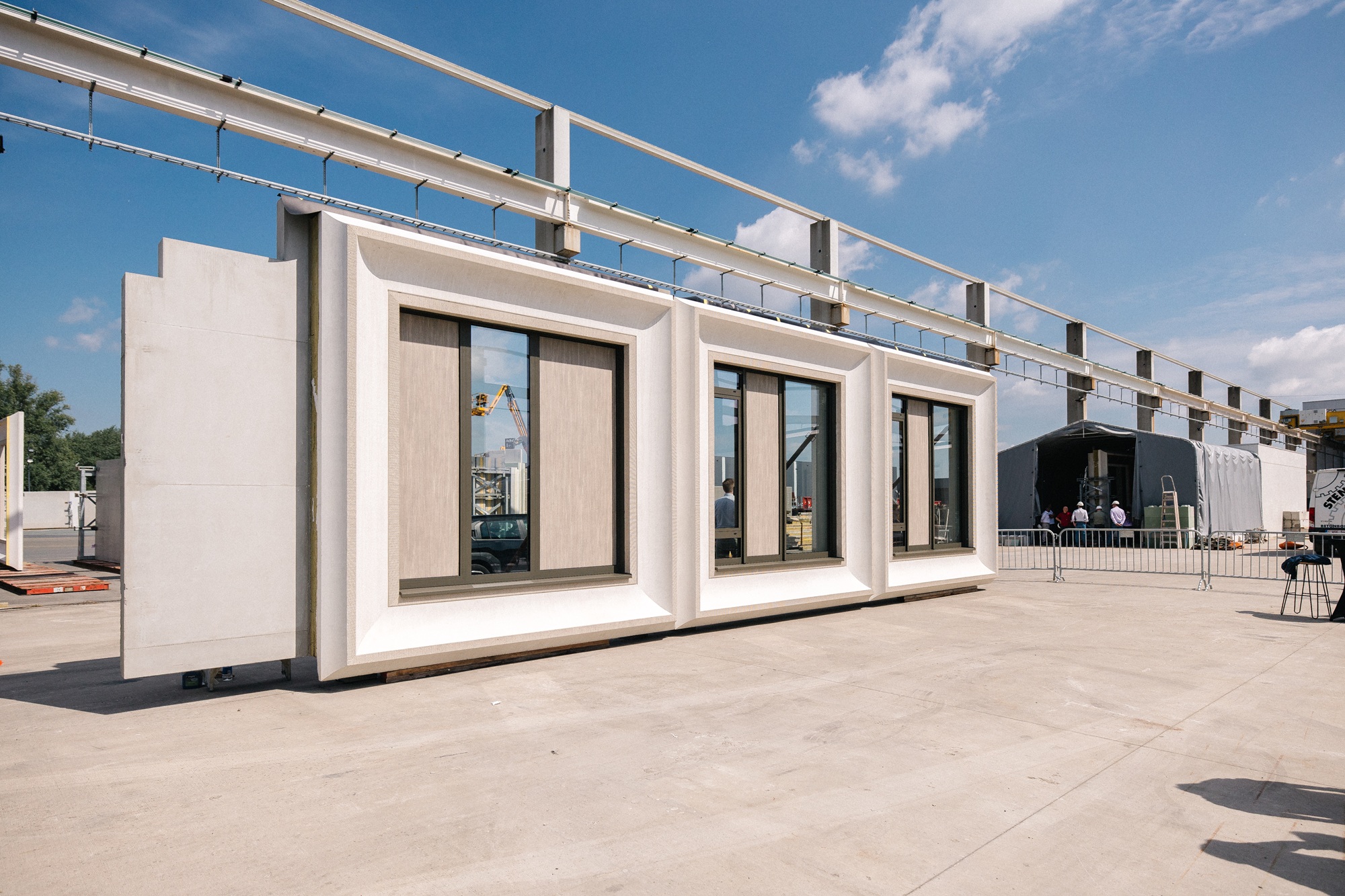 As part of its sustainable transition in white cement, Cementir Group provides its global expertise to find the best local white cement solutions | Photo credits:C-concrete